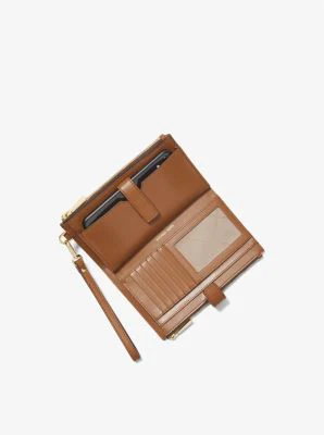 Adele Logo Stripe Smartphone Wallet - Image 5