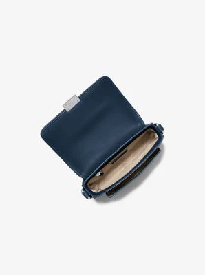 Bradshaw Medium Leather Messenger Bag - Image 18