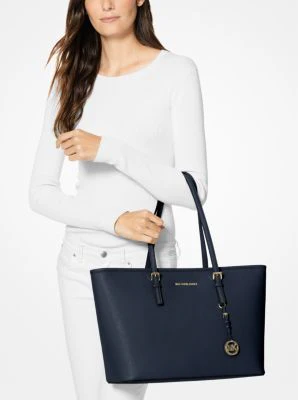 Jet Set Medium Saffiano Leather Top-Zip Tote Bag - Image 18