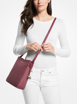Jet Set Travel Large Logo Messenger Bag - Image 5