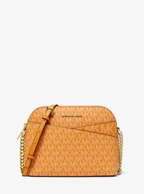 Jet Set Travel Medium Logo Dome Crossbody Bag - Image 6