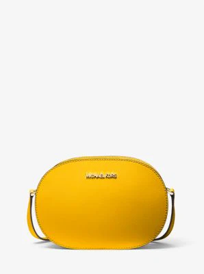 Jet Set Travel Medium Saffiano Leather Crossbody Bag - Image 11